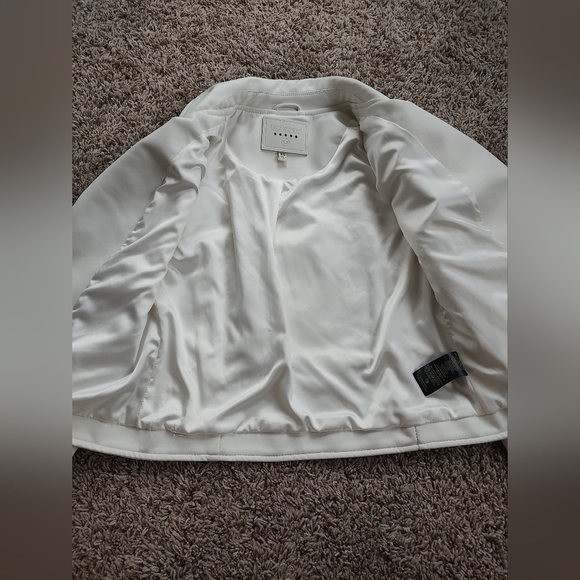 BlankNYC vegan leather white jacket XS - Picture 6 of 9